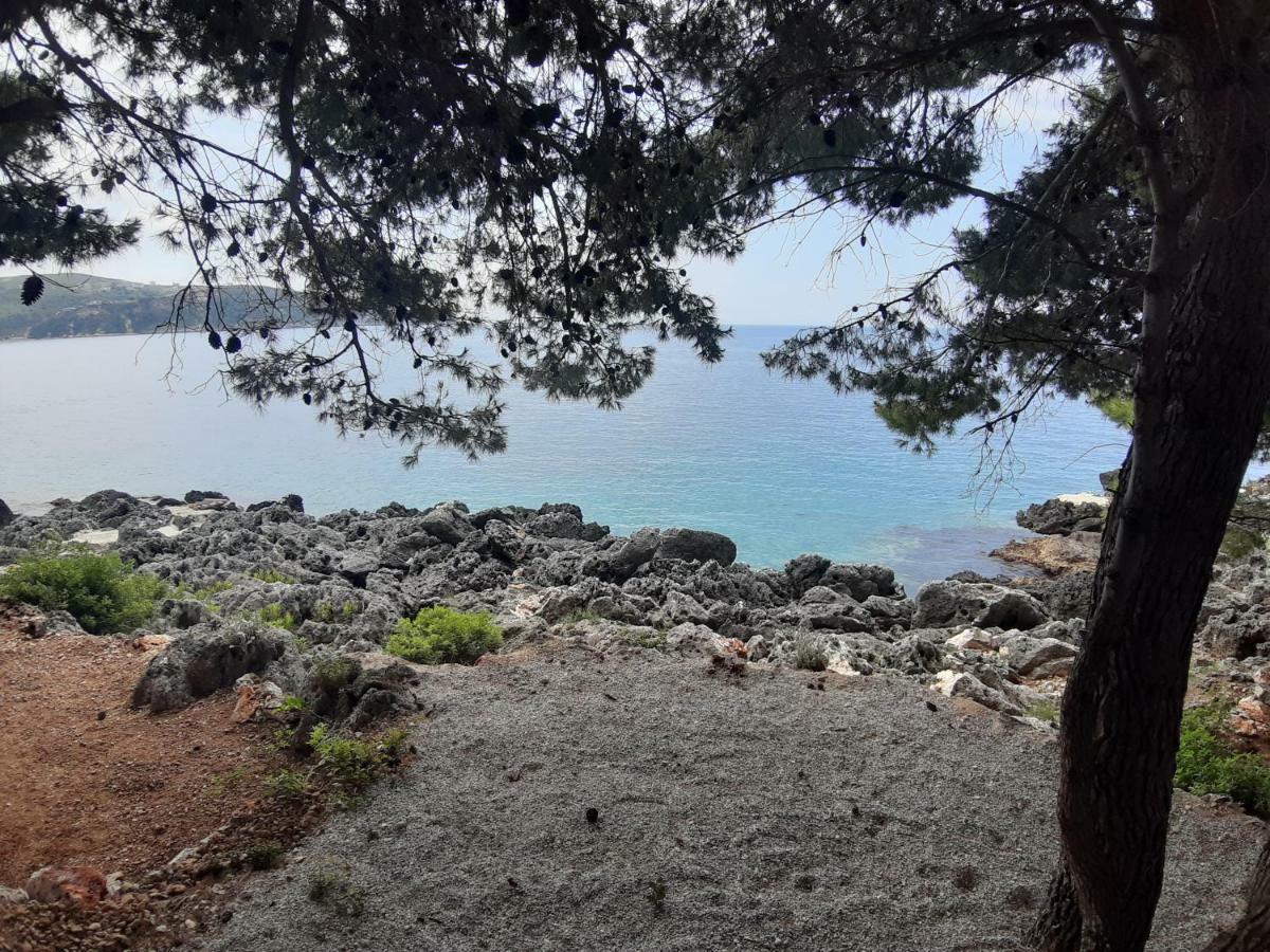 The Sea Cave Camping Himare Esterno foto