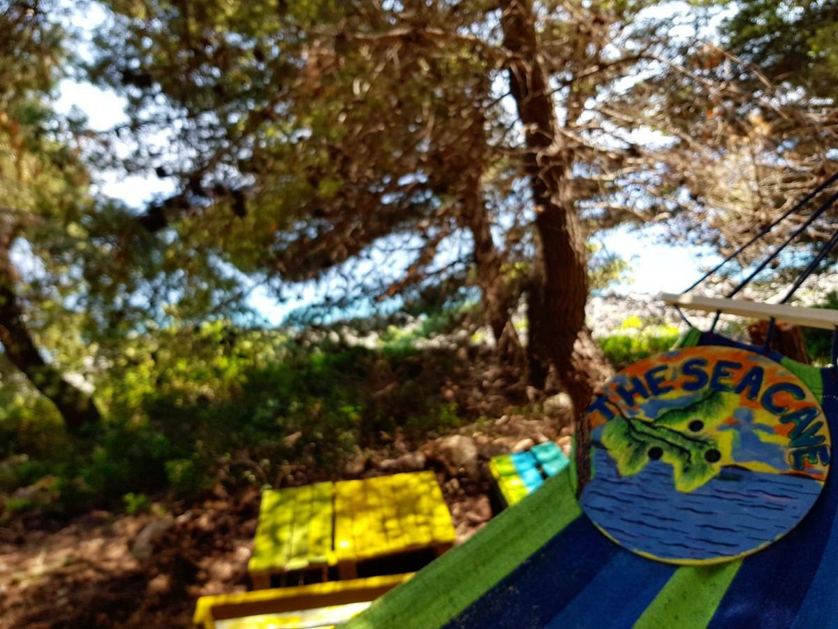 The Sea Cave Camping Himare Esterno foto