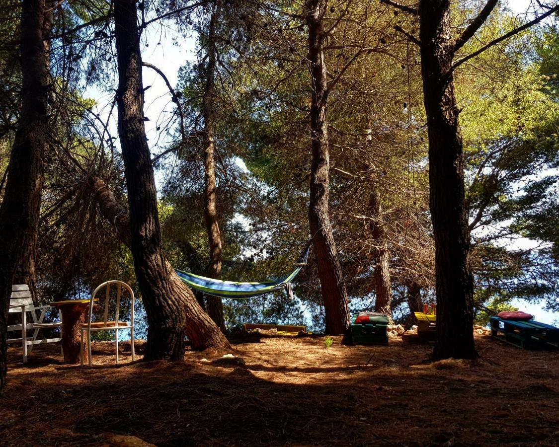 The Sea Cave Camping Himare Esterno foto